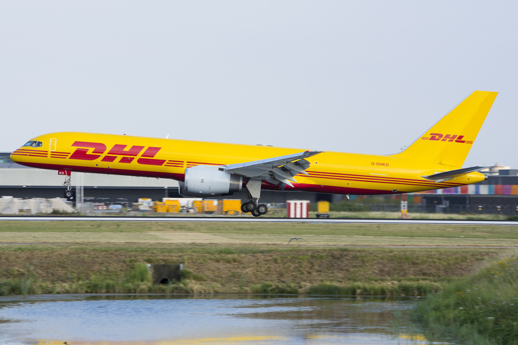 DHL cung cấp dịch vụ gửi hàng đi Đức tại quận 10 tốt nhất hiện nay