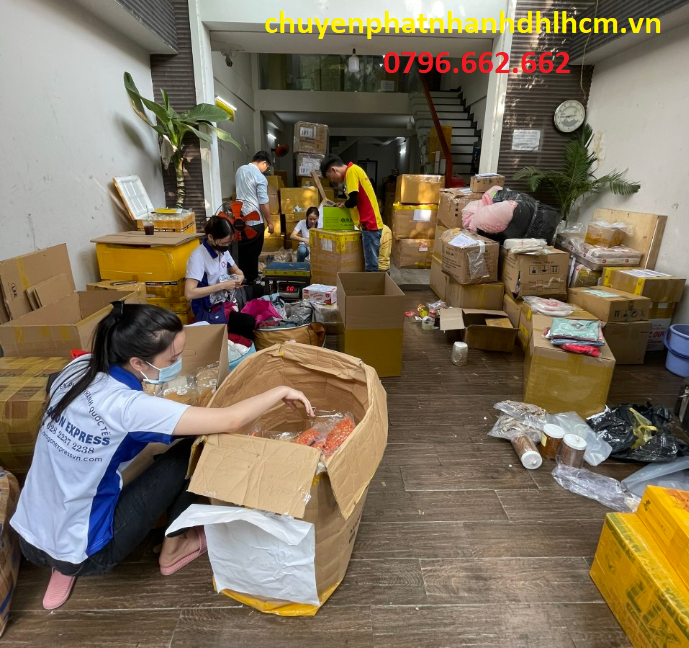 Gửi hàng quốc tế dhl tại Bến Cát uy tín – Dhl Mr Phú – 0796.662.662